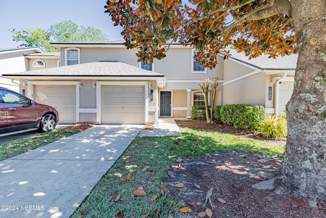 1630 VINELAND Circle B, Fleming Island, FL 32003