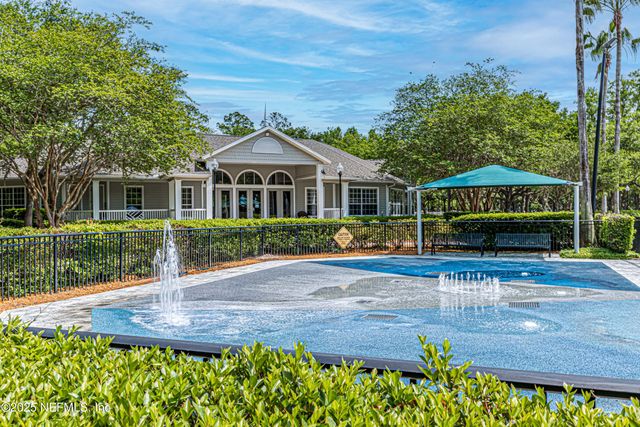 1630 VINELAND Circle B, Fleming Island, FL 32003