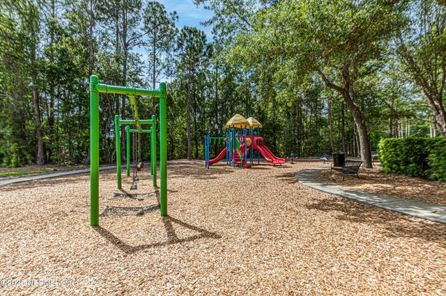 1630 VINELAND Circle B, Fleming Island, FL 32003