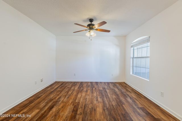 1630 VINELAND Circle B, Fleming Island, FL 32003