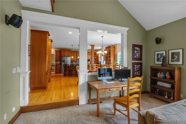 8145 Oak Leaf Lane, Clarence, NY 14221