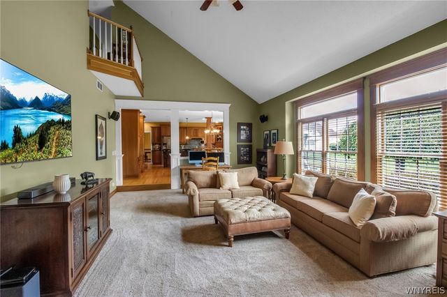 8145 Oak Leaf Lane, Clarence, NY 14221