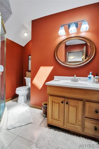 8145 Oak Leaf Lane, Clarence, NY 14221