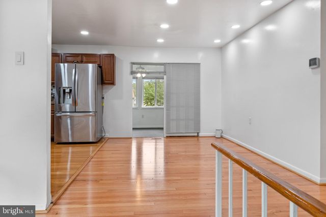 6200 COLLINSWAY RD, Catonsville, MD 21228