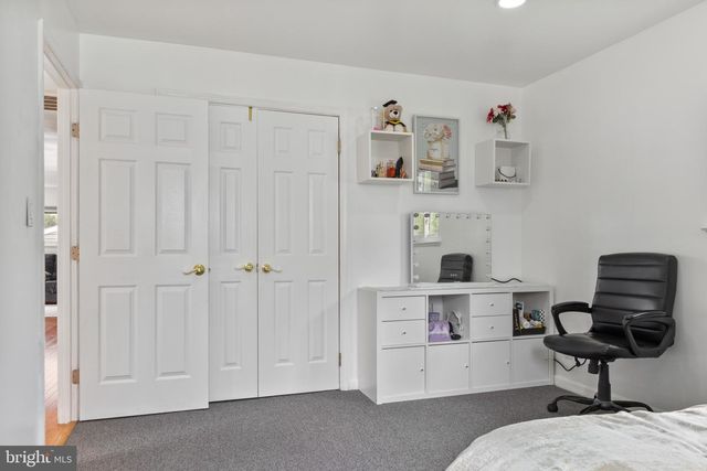 6200 COLLINSWAY RD, Catonsville, MD 21228