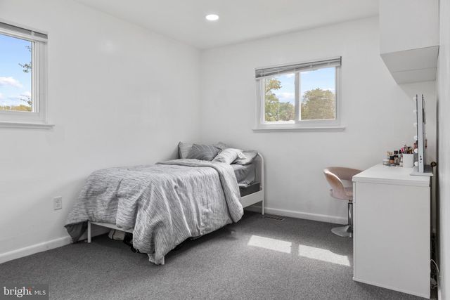 6200 COLLINSWAY RD, Catonsville, MD 21228