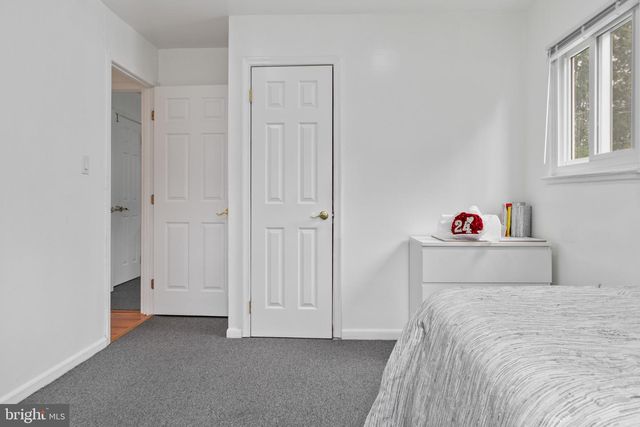 6200 COLLINSWAY RD, Catonsville, MD 21228