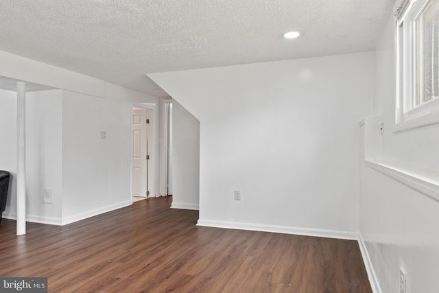 6200 COLLINSWAY RD, Catonsville, MD 21228