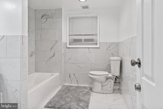 6200 COLLINSWAY RD, Catonsville, MD 21228