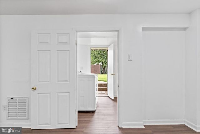 6200 COLLINSWAY RD, Catonsville, MD 21228