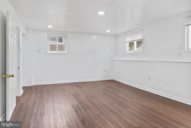 6200 COLLINSWAY RD, Catonsville, MD 21228