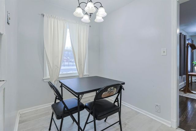 809 E Donmoyer Avenue, South Bend, IN 46614