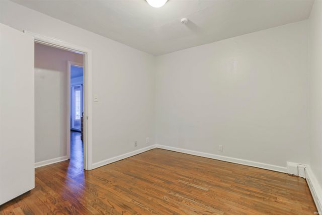 809 E Donmoyer Avenue, South Bend, IN 46614