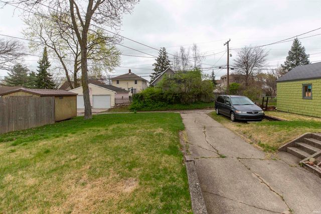 809 E Donmoyer Avenue, South Bend, IN 46614