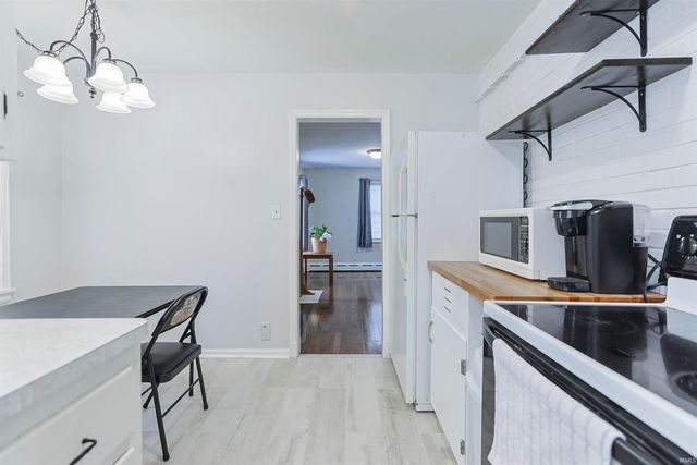 809 E Donmoyer Avenue, South Bend, IN 46614