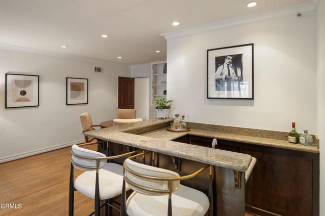 941 Chehalem Road, La Canada Flintridge, CA 91011