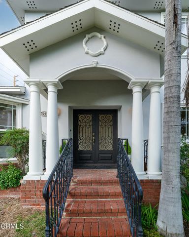 941 Chehalem Road, La Canada Flintridge, CA 91011