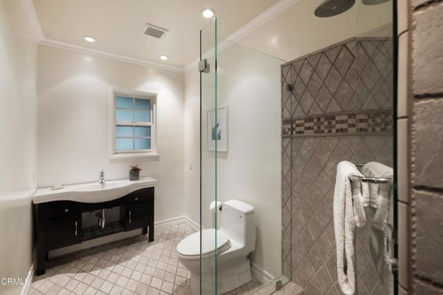 941 Chehalem Road, La Canada Flintridge, CA 91011