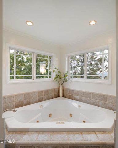 941 Chehalem Road, La Canada Flintridge, CA 91011