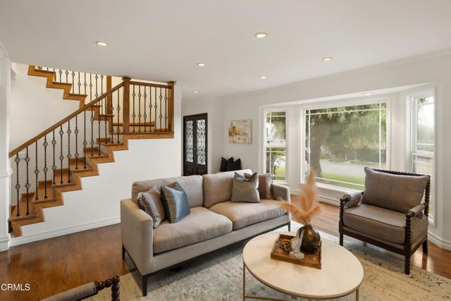 941 Chehalem Road, La Canada Flintridge, CA 91011