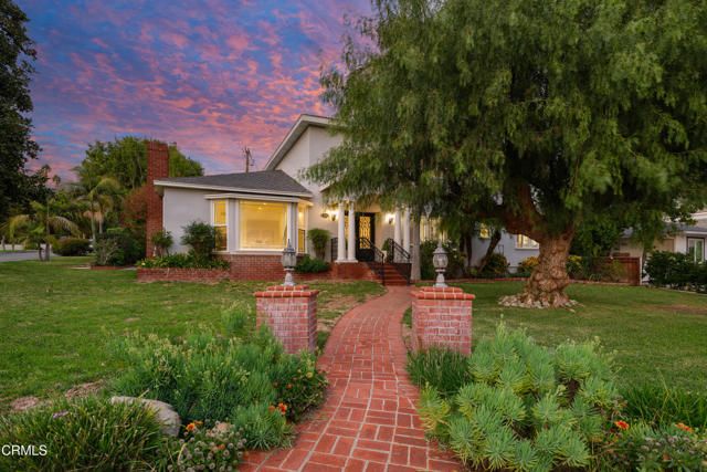 941 Chehalem Road, La Canada Flintridge, CA 91011