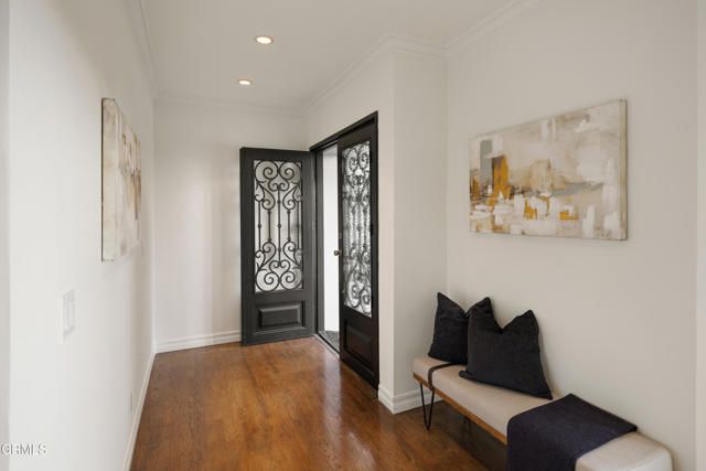 941 Chehalem Road, La Canada Flintridge, CA 91011