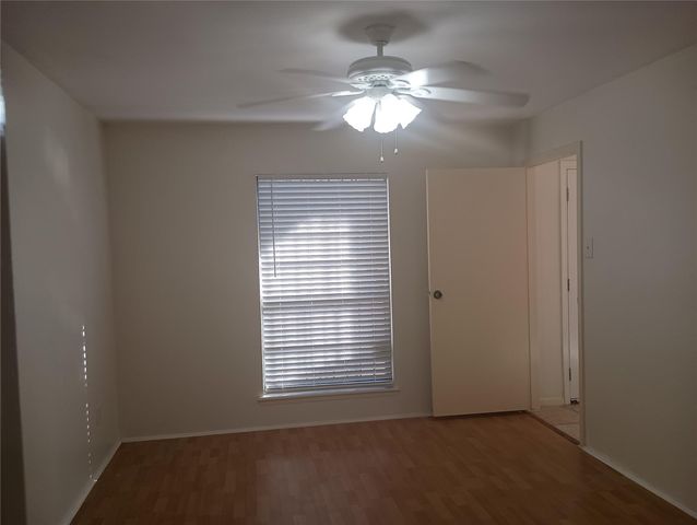 8787 Brae Acres Road 307, Houston, TX 77074