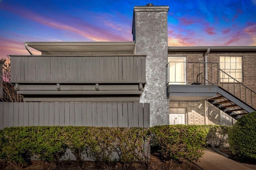 8787 Brae Acres Road 307, Houston, TX 77074