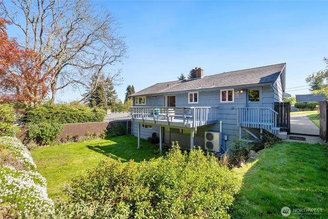 2532 NE 108th Place, Seattle, WA 98125