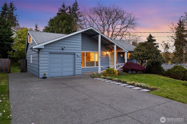 2532 NE 108th Place, Seattle, WA 98125