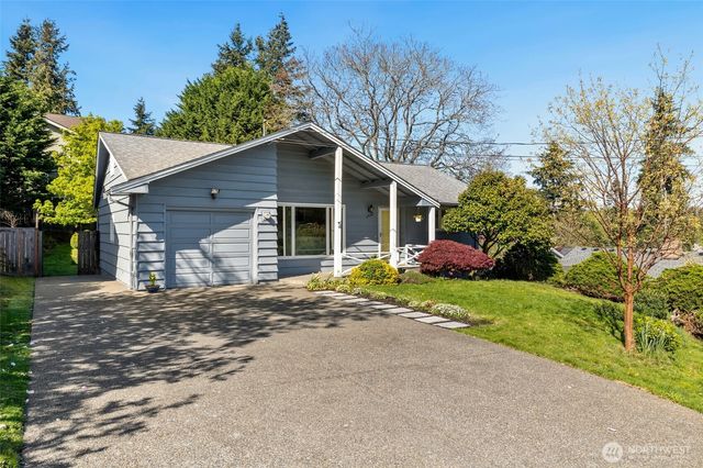 2532 NE 108th Place, Seattle, WA 98125
