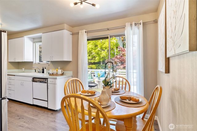 2532 NE 108th Place, Seattle, WA 98125