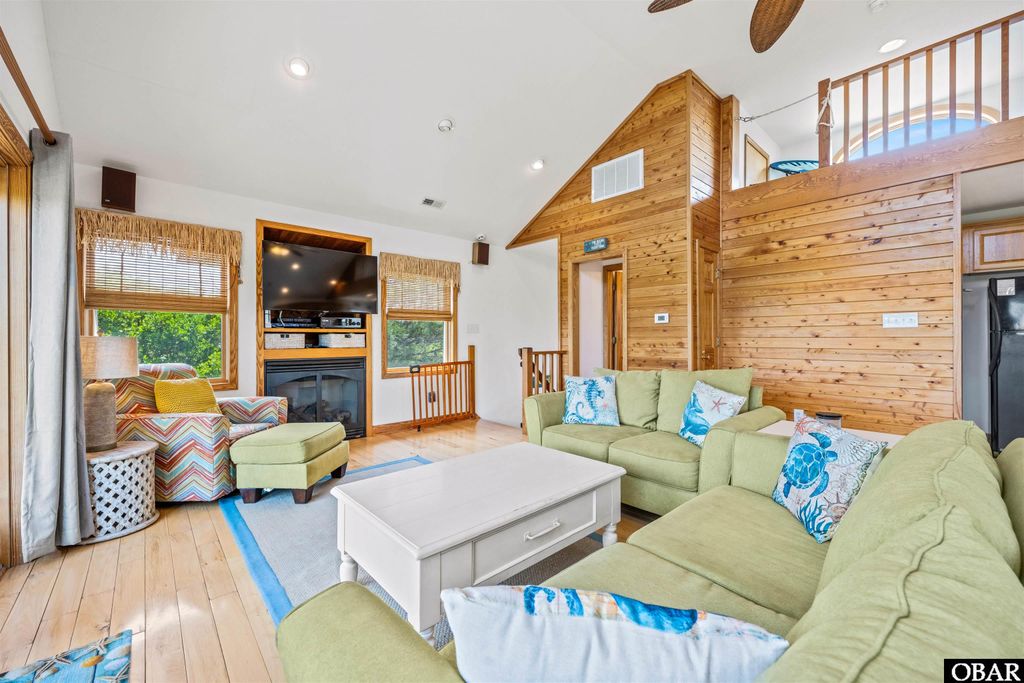 Image 7 of property listing at 2319 Carova Road, Corolla, NC 27927