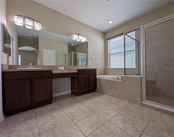 12717 AVELAR CREEK DRIVE, Riverview, FL 33578