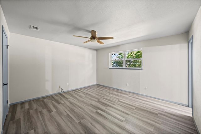 316 Matthew Drive, Crowley, TX 76036