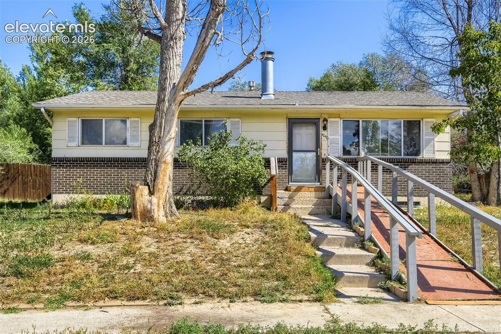 4040 Hollow Road, Colorado Springs, CO 80917 — exterior
