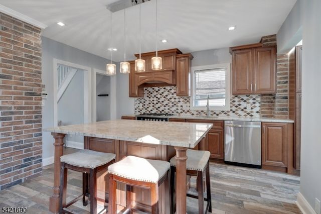 51 Cedar St, Nutley Twp., NJ 07110