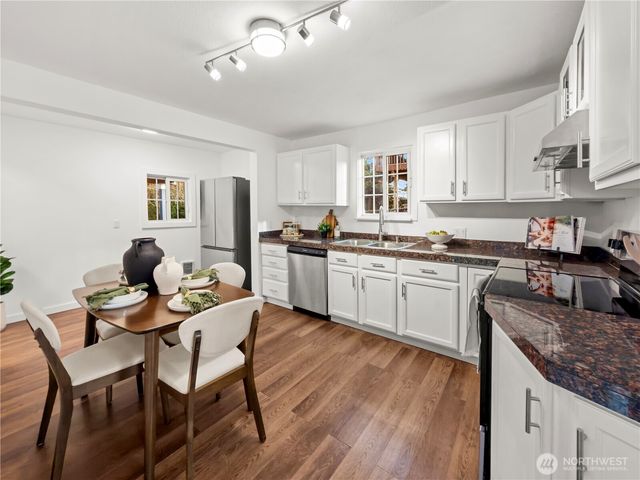 7601 S L Street, Tacoma, WA 98408