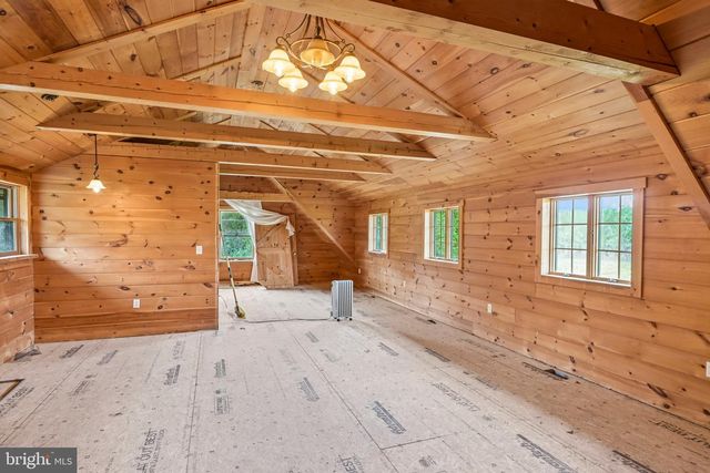 46 COMMISSIONERS PIKE, Woodstown, NJ 08098