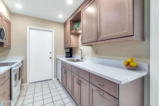 13402 W DESERT GLEN Drive, Sun City West, AZ 85375