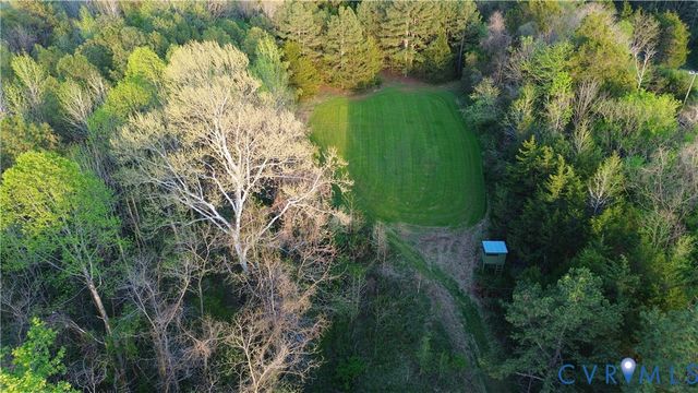 794 River Rd W, Manakin Sabot, VA 23103
