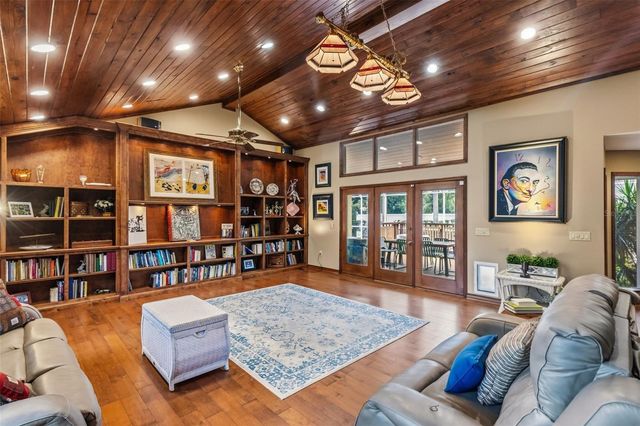 1944 LEVINE LANE, Clearwater, FL 33760