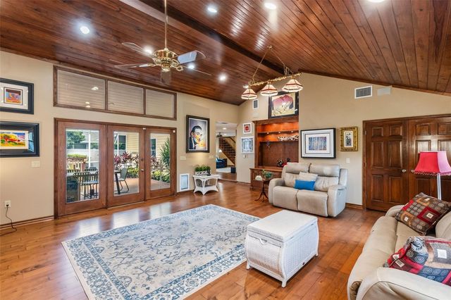 1944 LEVINE LANE, Clearwater, FL 33760