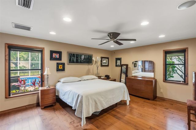 1944 LEVINE LANE, Clearwater, FL 33760