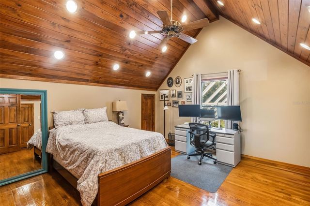1944 LEVINE LANE, Clearwater, FL 33760