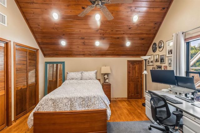 1944 LEVINE LANE, Clearwater, FL 33760