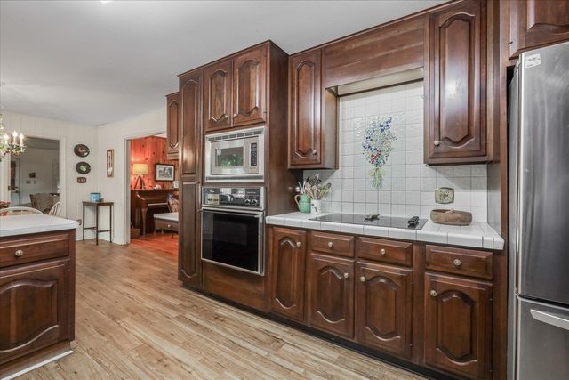 3124 ADWOOD Road, Tallahassee, FL 32312