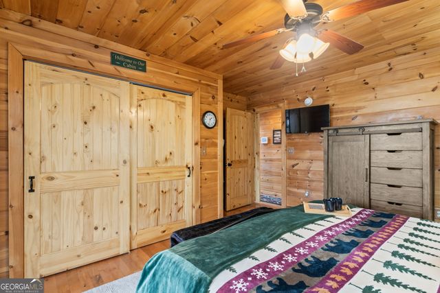 283 Black Gum Lane, Blue Ridge, GA 30513