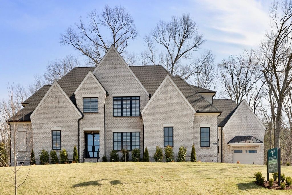 9900 Elland Road, Brentwood, TN 37027