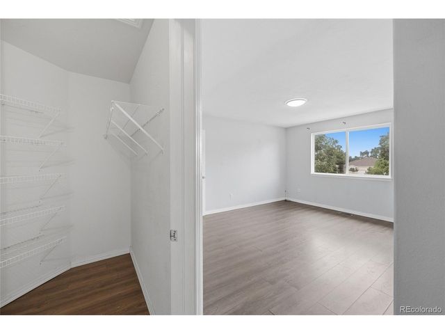 2498 S Scranton Way, Aurora, CO 80014